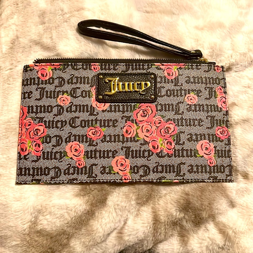 Juicy wristlet